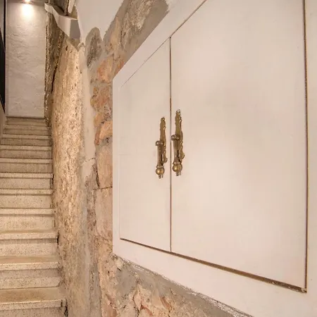 Old Side One * Girona