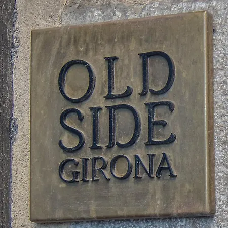 Old Side One Apartman *